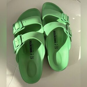 Berkinstock mint slides